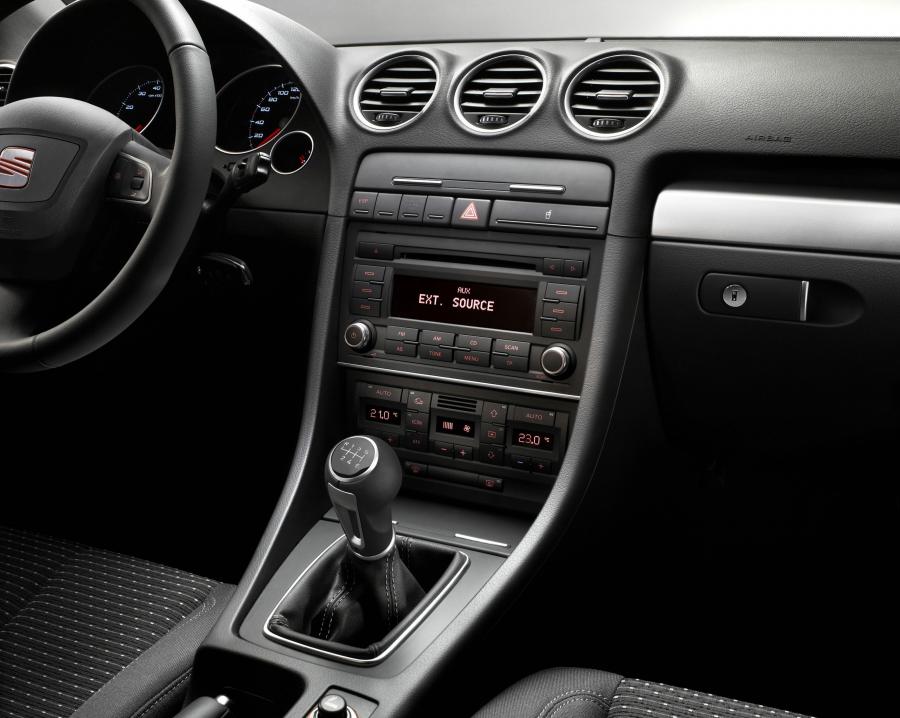  Seat Exeo ST 2009 года  (фото 11 из 203)